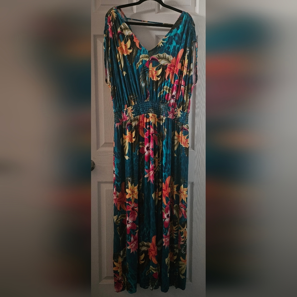 NWT IMAN Island Print Beach Maxi Dress - Picture 2 of 7